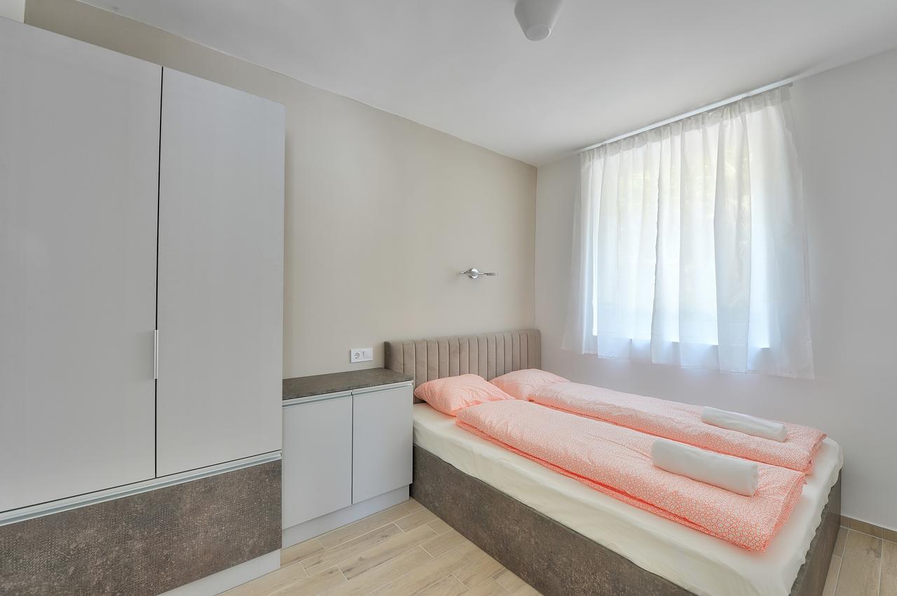 Villa Oliver 3 Siofok Bagian luar foto
