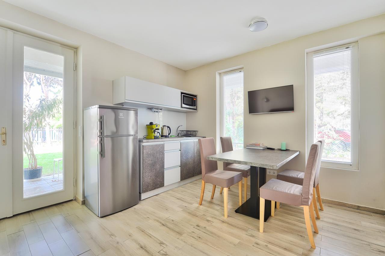 Villa Oliver 3 Siofok Bagian luar foto